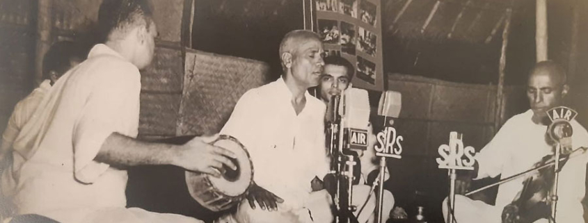 Musiri Subramania Iyer with RK Venkatrama Sastry, Nagercoil Ganesa Iyer. TK Govinda Rao in the back.